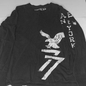 American Eagle B&W long sleeve t-shirt size S